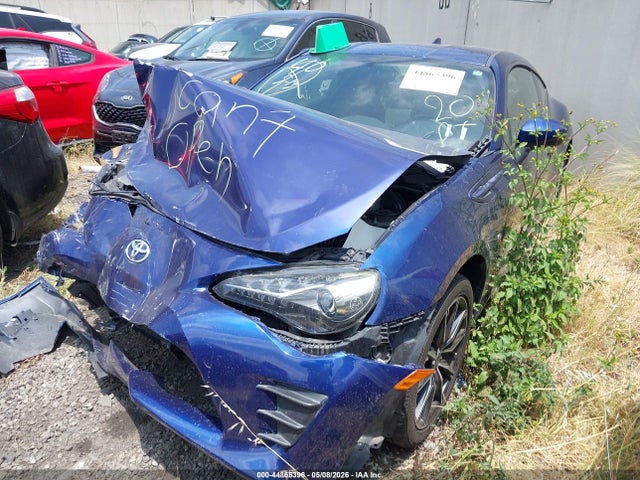 JF1ZNAA14H8705988 Toyota 86