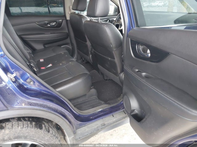 JN8AT2MV0JW350728 Nissan Rogue Sl