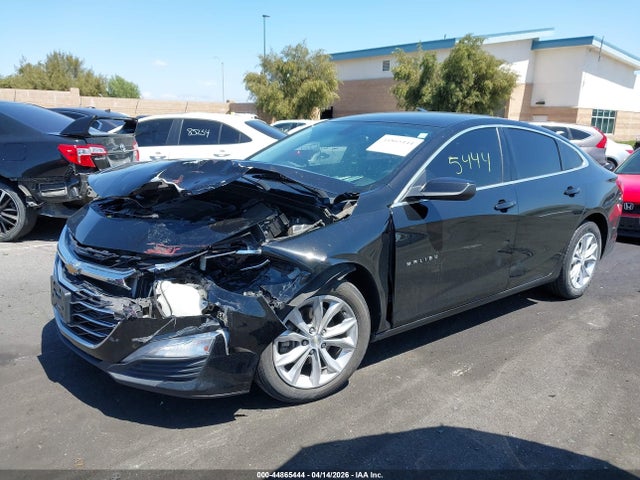 1G1ZD5ST7NF105213 Chevrolet Malibu Fwd Lt