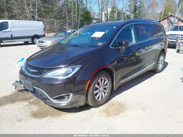 2019 Chrysler Pacifica Touring L მანქანა იყიდება აუქციონზე, vin: 2C4RC1BG9KR555245, აუქციონის ნომერი: 44865482