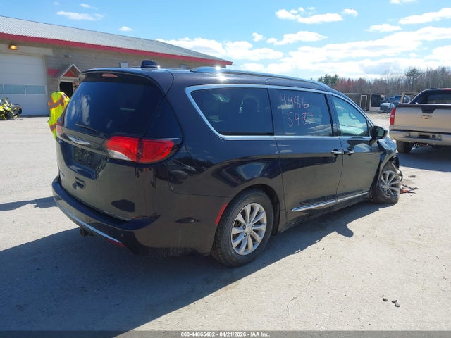 2019 Chrysler Pacifica Touring L მანქანა იყიდება აუქციონზე, vin: 2C4RC1BG9KR555245, აუქციონის ნომერი: 44865482