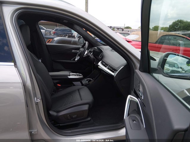 2025 BMW X1 WBX73EF0XS5103350 Photo 4