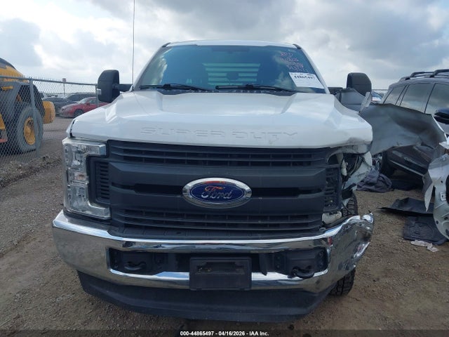 2018 Ford F-350 Xl მანქანა იყიდება აუქციონზე, vin: 1FT8W3BT4JEB08281, აუქციონის ნომერი: 44865497