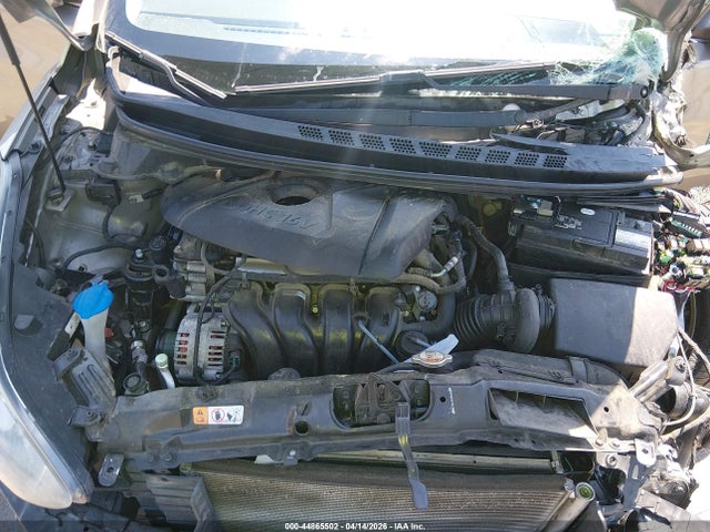 2015 Hyundai Elantra Limited მანქანა იყიდება აუქციონზე, vin: 5NPDH4AE9FH576385, აუქციონის ნომერი: 44865502