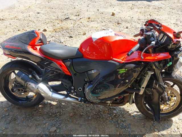 Suzuki GSX1300 RR 2024 JS1EJ11B6R7100174 Image 13