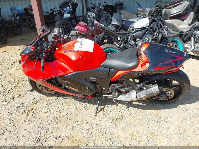 Suzuki GSX1300 RR 2024 JS1EJ11B6R7100174 Image 14