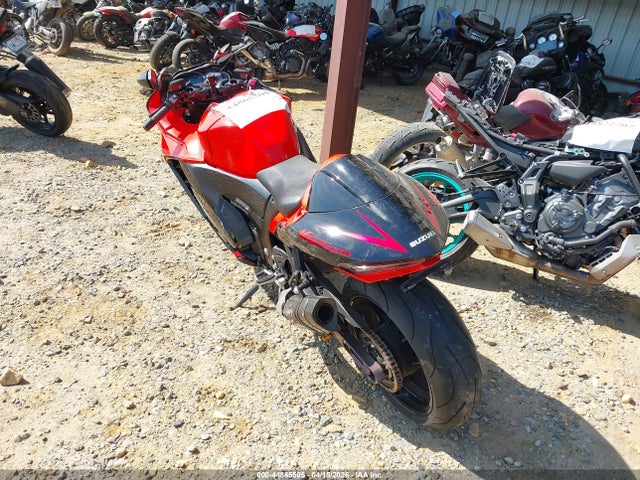 Suzuki GSX1300 RR 2024 JS1EJ11B6R7100174 Image 3