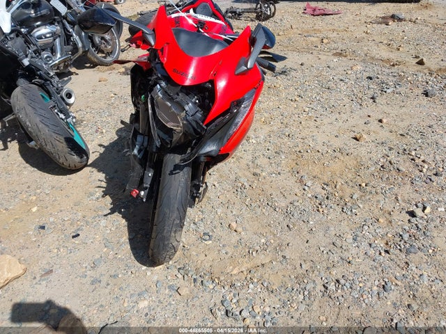 Suzuki GSX1300 RR 2024 JS1EJ11B6R7100174 Image 5