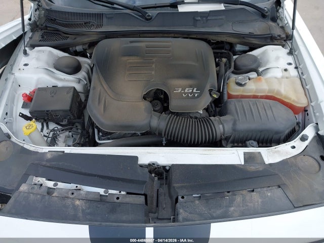 Продаж на аукціоні авто 2018 Dodge Challenger Sxt Plus, vin: 2C3CDZAG9JH333686, номер лоту: 44865507