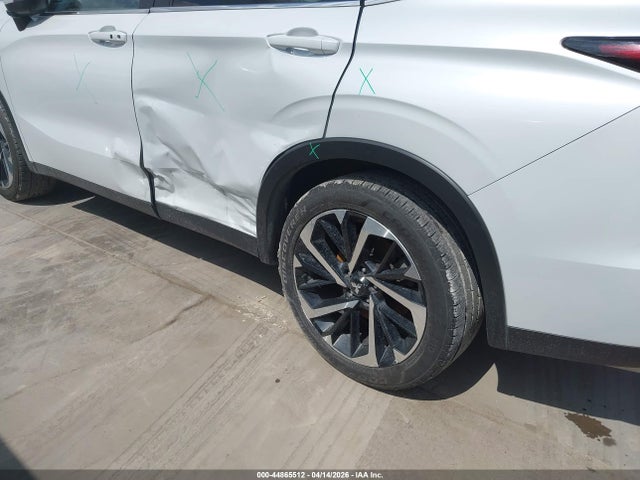 Продаж на аукціоні авто 2024 Mitsubishi Outlander Se 2.5 2wd/se Black Edition S-awc/se Black Edition W/pano Roof S-awc, vin: JA4J3VA89RZ027519, номер лоту: 44865512