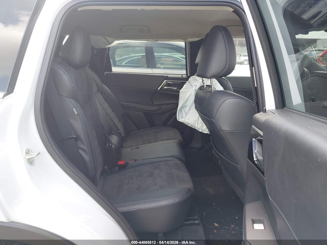 Продаж на аукціоні авто 2024 Mitsubishi Outlander Se 2.5 2wd/se Black Edition S-awc/se Black Edition W/pano Roof S-awc, vin: JA4J3VA89RZ027519, номер лоту: 44865512