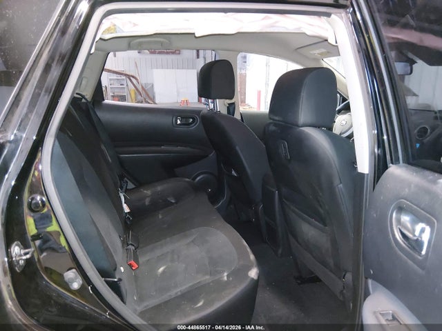 JN8AS5MT1EW611437 Nissan Rogue Select S
