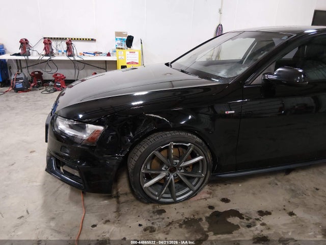 Продажа на аукционе авто 2016 Audi A4 2.0t Premium, vin: WAUAFAFL4GN016657, номер лота: 44865522