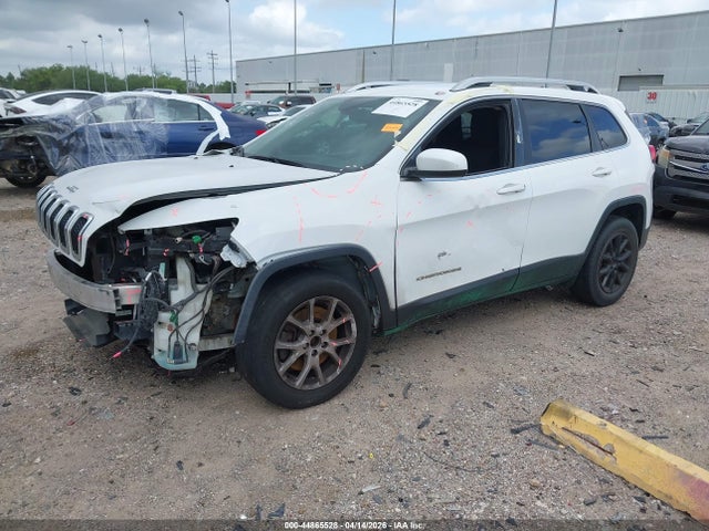 44865528 :رقم المزاد ، 1C4PJLCB6HW623299 vin ، 2017 Jeep Cherokee Latitude Fwd مزاد بيع