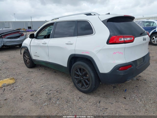 44865528 :رقم المزاد ، 1C4PJLCB6HW623299 vin ، 2017 Jeep Cherokee Latitude Fwd مزاد بيع