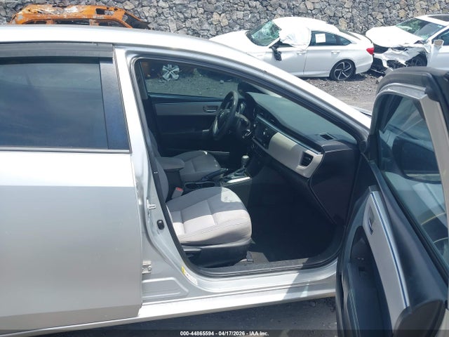 Toyota COROLLA LE 2015 5YFBURHE3FP197536 Image 5