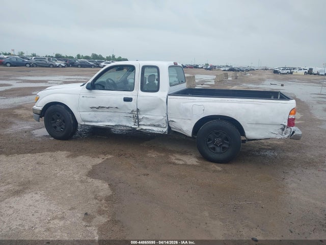2001 Toyota Tacoma მანქანა იყიდება აუქციონზე, vin: 5TEVL52N61Z795155, აუქციონის ნომერი: 44865595