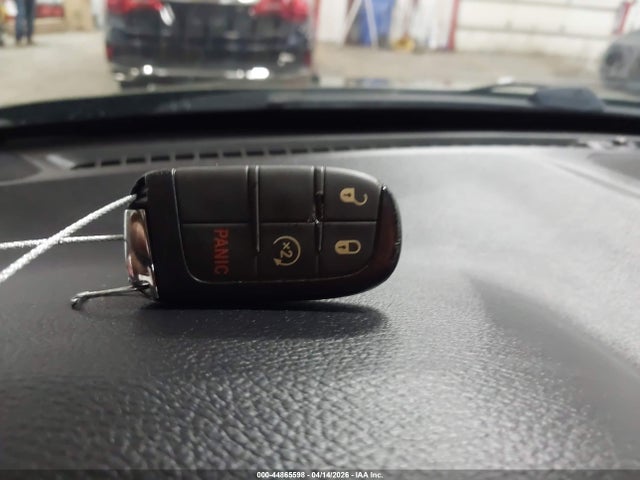 44865598 :رقم المزاد ، 3C4NJDAB5LT117591 vin ، 2020 Jeep Compass Sport 4x4 مزاد بيع