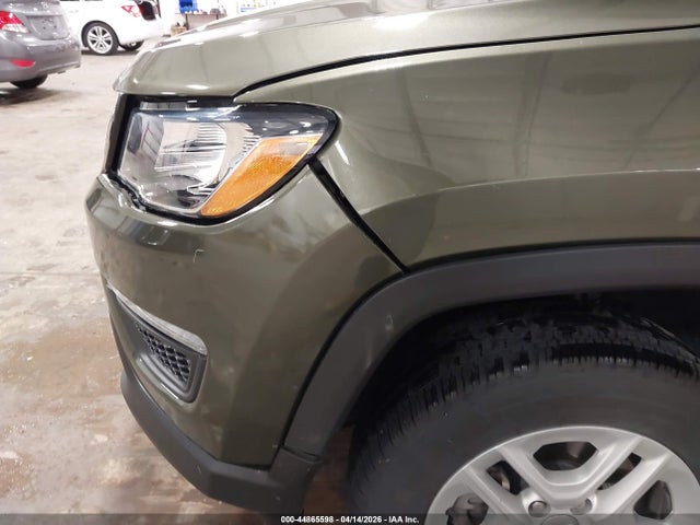 44865598 :رقم المزاد ، 3C4NJDAB5LT117591 vin ، 2020 Jeep Compass Sport 4x4 مزاد بيع