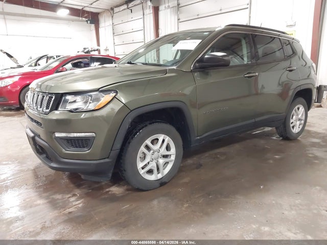 44865598 :رقم المزاد ، 3C4NJDAB5LT117591 vin ، 2020 Jeep Compass Sport 4x4 مزاد بيع
