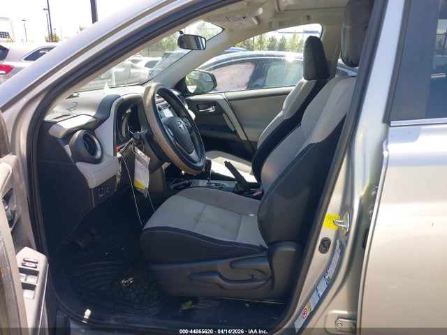 2T3RFREV2GW466825 Toyota Rav4 Xle