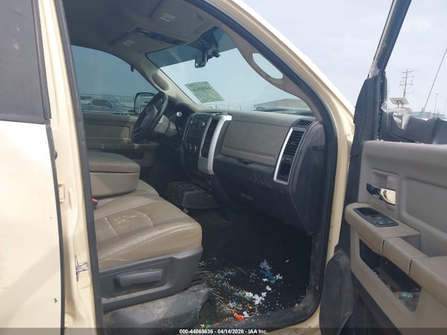 44865636 :رقم المزاد ، 3D7UT2CL2BG523826 vin ، 2011 Ram Ram 2500 Slt مزاد بيع