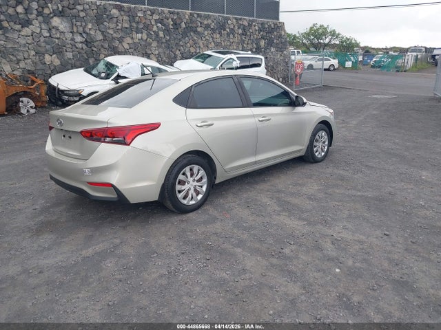 3KPC24A31KE063688 Hyundai ACCENT SE