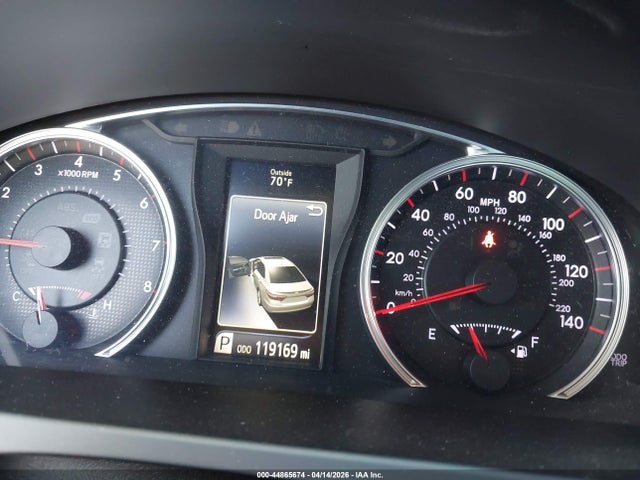 4T1BF1FK5HU661464 Toyota CAMRY SE