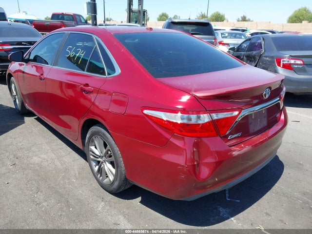 4T1BF1FK5HU661464 Toyota CAMRY SE