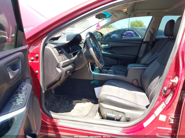 4T1BF1FK5HU661464 Toyota CAMRY SE
