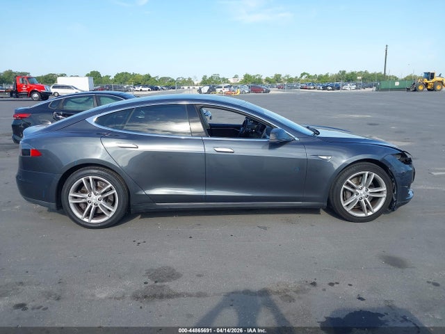 Продаж на аукціоні авто 2014 Tesla Model S P85, vin: 5YJSA1H18EFP60758, номер лоту: 44865691