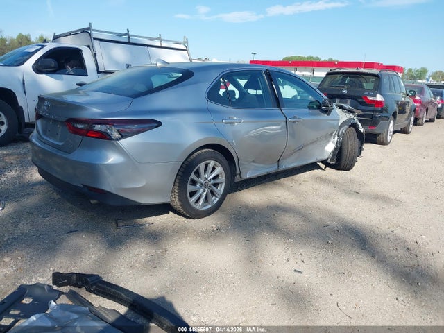 2021 Toyota Camry Le მანქანა იყიდება აუქციონზე, vin: 4T1C11AK1MU458818, აუქციონის ნომერი: 44865697