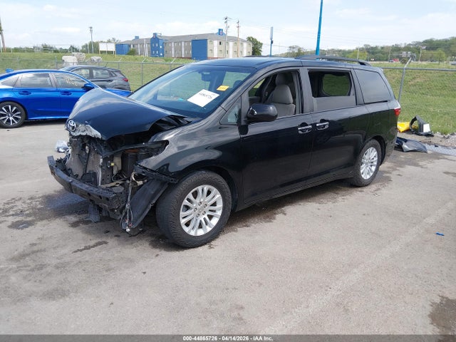 Продаж на аукціоні авто 2016 Toyota Sienna Xle 8 Passenger, vin: 5TDYK3DCXGS734395, номер лоту: 44865726