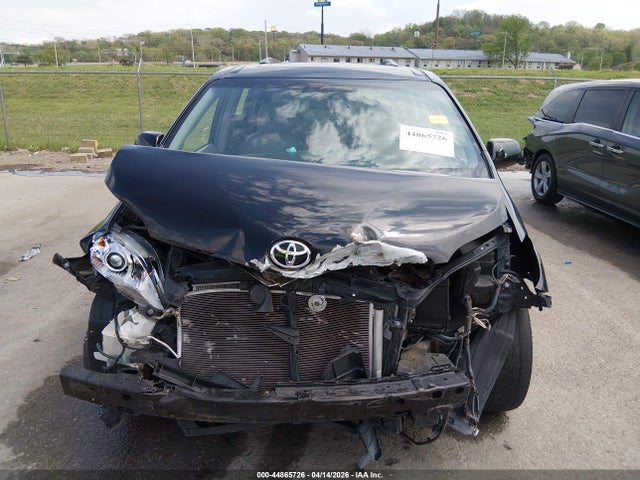 Продаж на аукціоні авто 2016 Toyota Sienna Xle 8 Passenger, vin: 5TDYK3DCXGS734395, номер лоту: 44865726