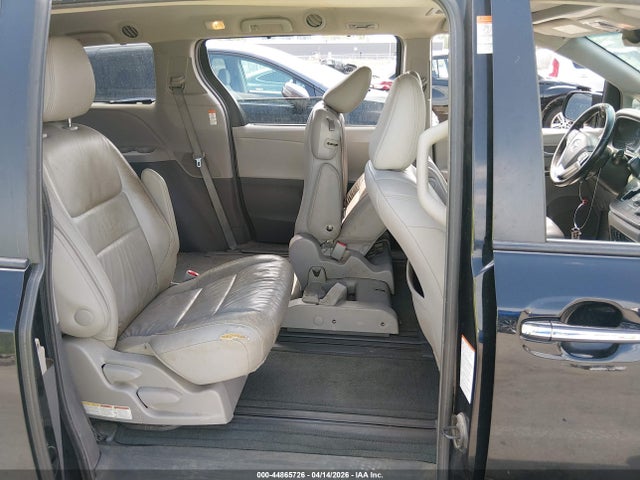 Продаж на аукціоні авто 2016 Toyota Sienna Xle 8 Passenger, vin: 5TDYK3DCXGS734395, номер лоту: 44865726