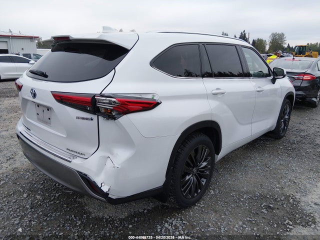 Продажа на аукционе авто 2022 Toyota Highlander Hybrid Platinum, vin: 5TDEBRCH1NS084307, номер лота: 44865725