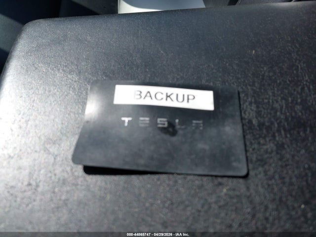 44865747 :رقم المزاد ، 5YJYGDEE5MF204102 vin ، 2021 Tesla Model Y Long Range Dual Motor All-wheel Drive مزاد بيع