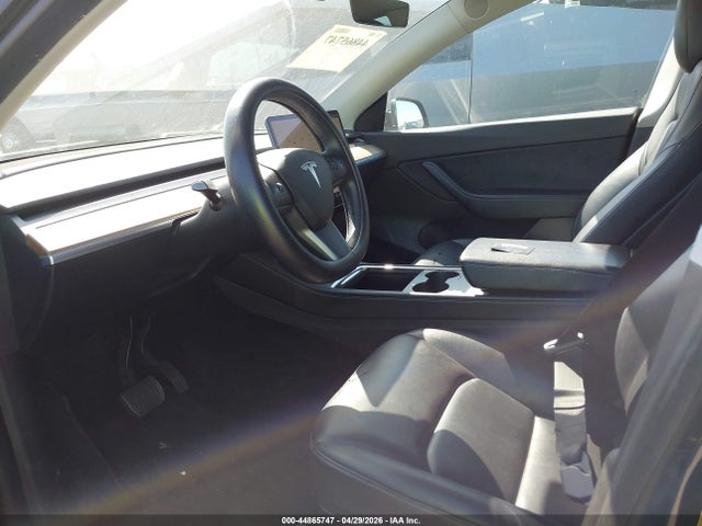 44865747 :رقم المزاد ، 5YJYGDEE5MF204102 vin ، 2021 Tesla Model Y Long Range Dual Motor All-wheel Drive مزاد بيع