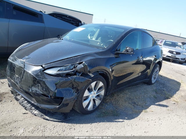44865747 :رقم المزاد ، 5YJYGDEE5MF204102 vin ، 2021 Tesla Model Y Long Range Dual Motor All-wheel Drive مزاد بيع