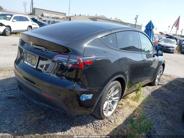 44865747 :رقم المزاد ، 5YJYGDEE5MF204102 vin ، 2021 Tesla Model Y Long Range Dual Motor All-wheel Drive مزاد بيع