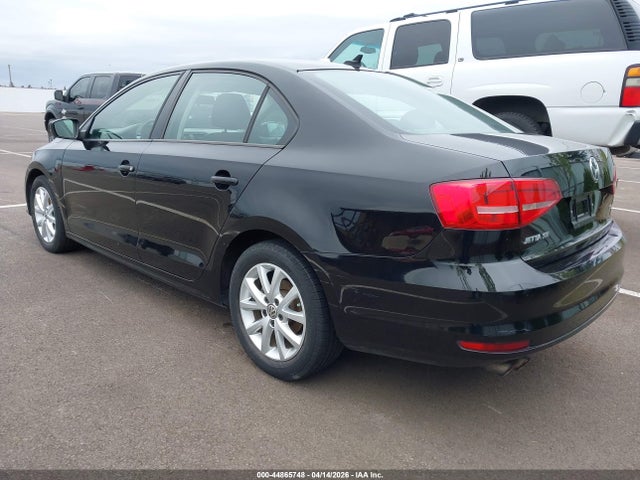 3VWD17AJXFM288563 Volkswagen Jetta 1.8t Se