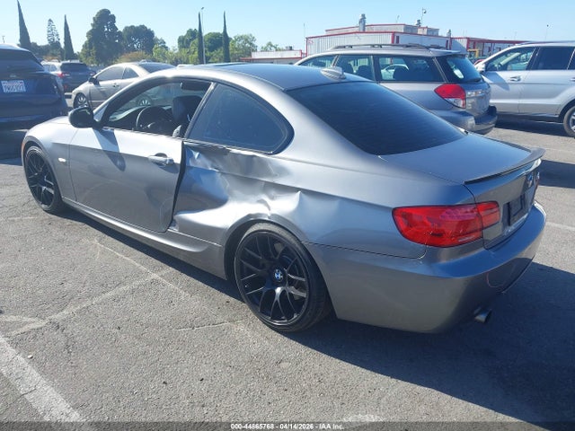 2013 BMW 335I WBAKG7C57DJ437513 Photo 2