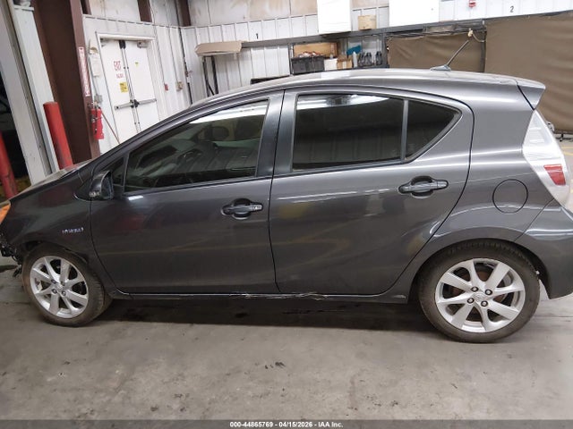 Auction sale of the 2013 Toyota Prius C Four, vin: JTDKDTB32D1041316, lot number: 44865769