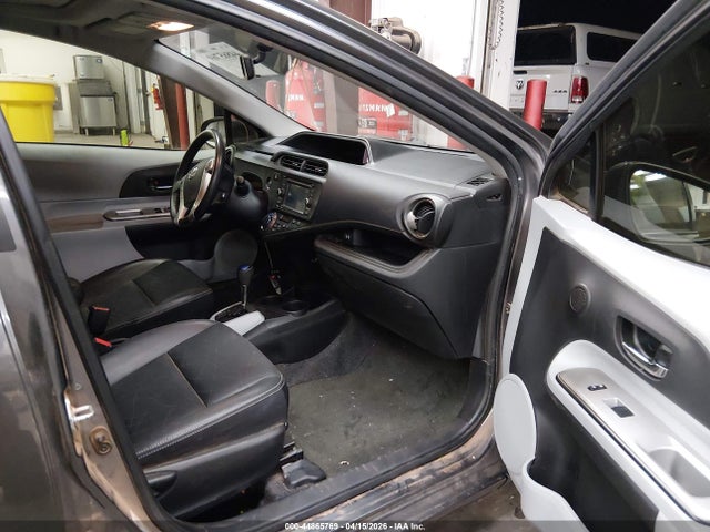 Auction sale of the 2013 Toyota Prius C Four, vin: JTDKDTB32D1041316, lot number: 44865769