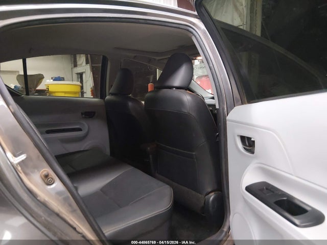 Auction sale of the 2013 Toyota Prius C Four, vin: JTDKDTB32D1041316, lot number: 44865769