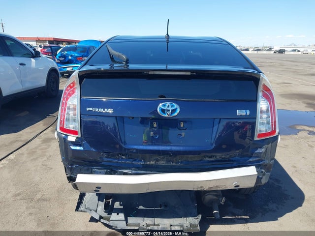 Toyota Prius Two 2015 JTDKN3DU9F0467824 Image 6