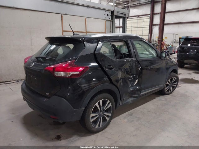 2020 Nissan Kicks Sr Xtronic Cvt მანქანა იყიდება აუქციონზე, vin: 3N1CP5DV3LL551965, აუქციონის ნომერი: 44865779