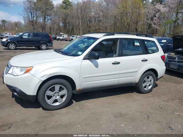 Продажа на аукционе авто 2011 Subaru Forester 2.5x, vin: JF2SHABC5BH702240, номер лота: 44865785