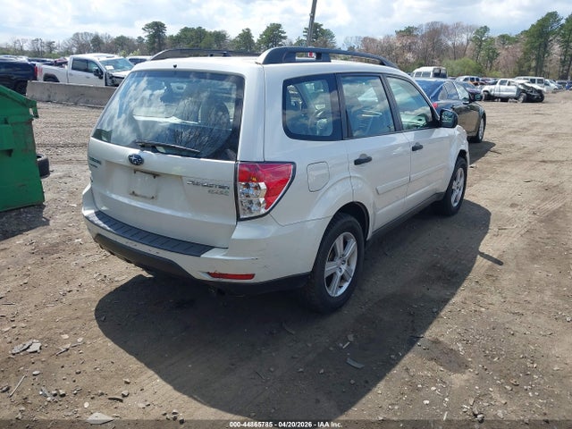 Продажа на аукционе авто 2011 Subaru Forester 2.5x, vin: JF2SHABC5BH702240, номер лота: 44865785