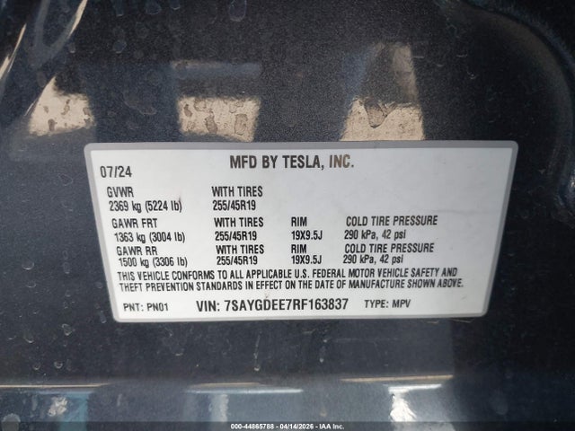 2024 Tesla Model Y Long Range Dual Motor All-wheel Drive მანქანა იყიდება აუქციონზე, vin: 7SAYGDEE7RF163837, აუქციონის ნომერი: 44865788